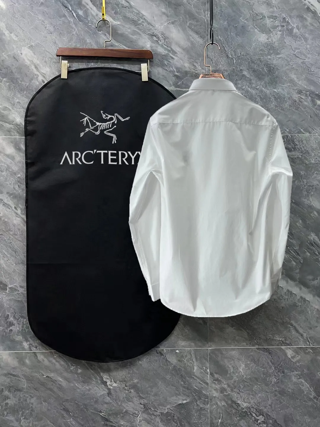 Arcteyx New Arrival ！ ， 5920RMB！ Classic ， ！ ，Classic ！ 50% +50% ， ， ， ， ， Breathable ， ！ ， ， ， ， ， ， ！ Size：39-43（M-3XL） ：Black White Size ： 174-140 ， 40 ！ : 135 39 ， 138-145 40 ， 145-155 41 ， 155-165 42 ， 165-185 43 ！
